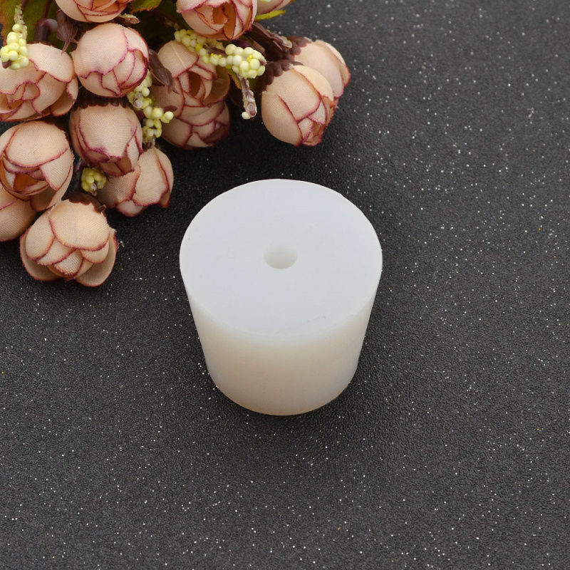 Silicone Wine Stopper with 8mm Hole for Home Brew